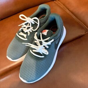 Nike Women’s Forest Green Sneakers